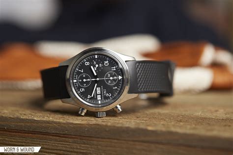 misura cinturino iwc pilot 3706|Missed Reviews: The 3706 “Fliegerchronograph” is a Reminder .